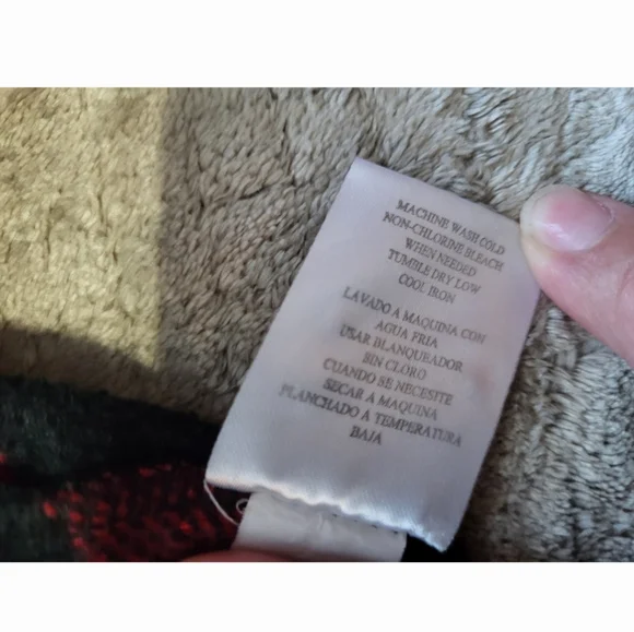 *Kids‎ Flannel - Picture 8 of 8